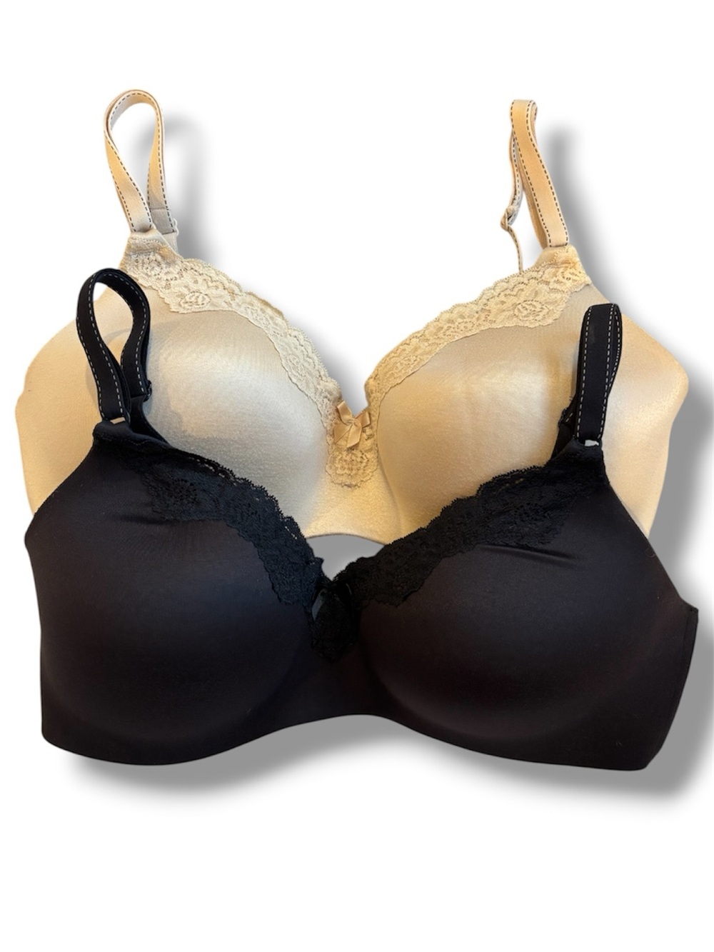 Maidenform Comfort Devotion Lace Trim T-Shirt Bra Bundle of 2 Size 36D
